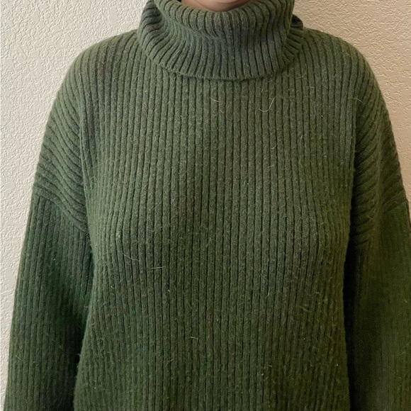 Oversized Green Turtleneck Sweater Dress - Picture 2 of 3